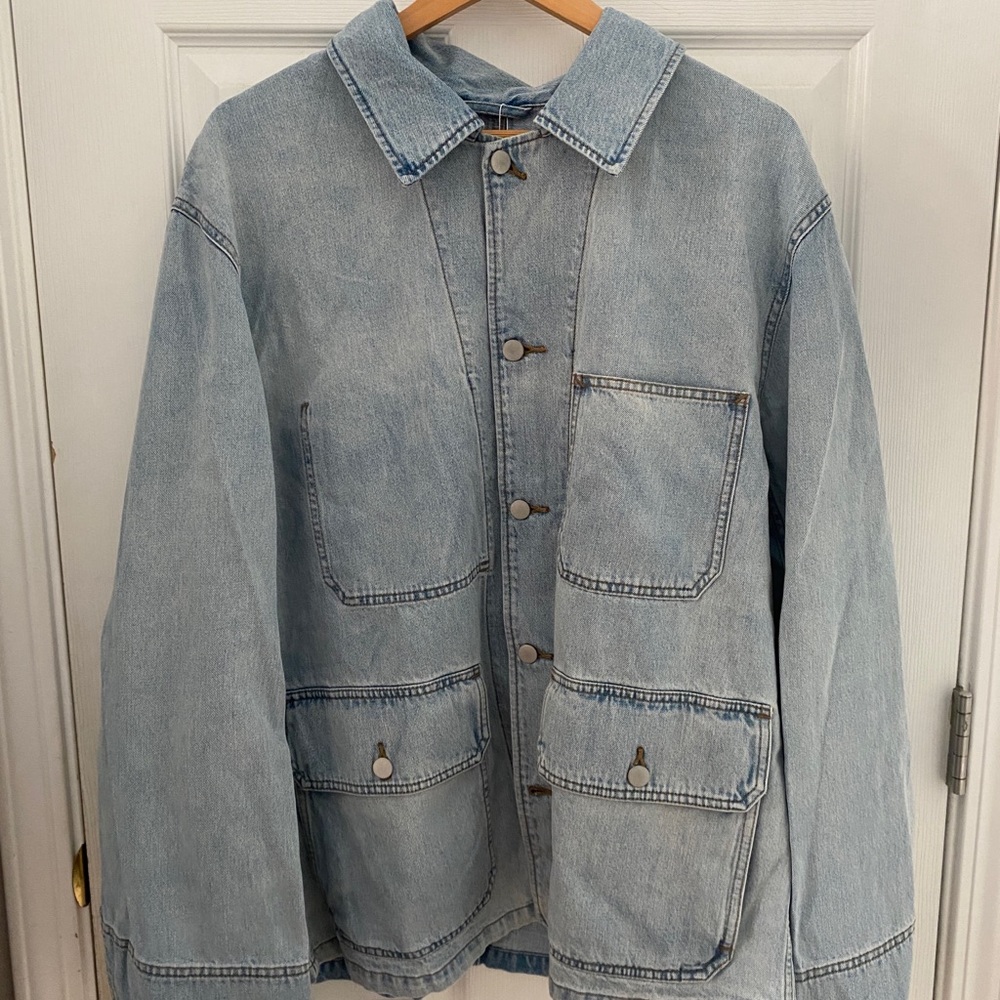 XL mens light denim jacket